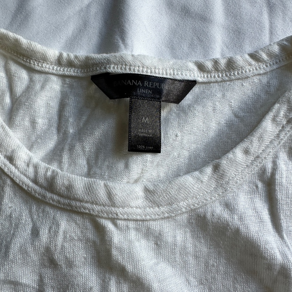 Banana Republic Cream Linen Tee